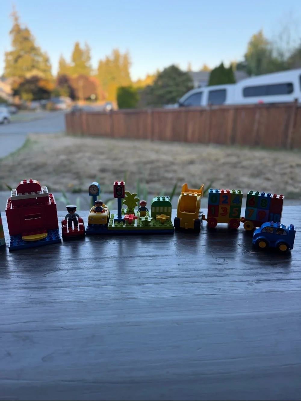 Lego Duplo a few Sets with a lot of extras